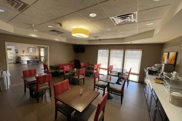 Breakfast area